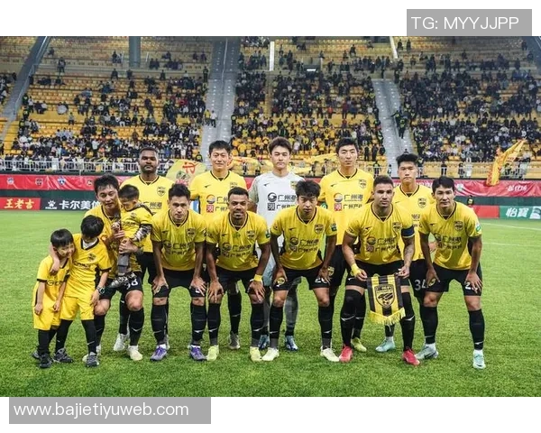 广州豹半场领先南京城市尼康助攻罗萨破门展现强大实力