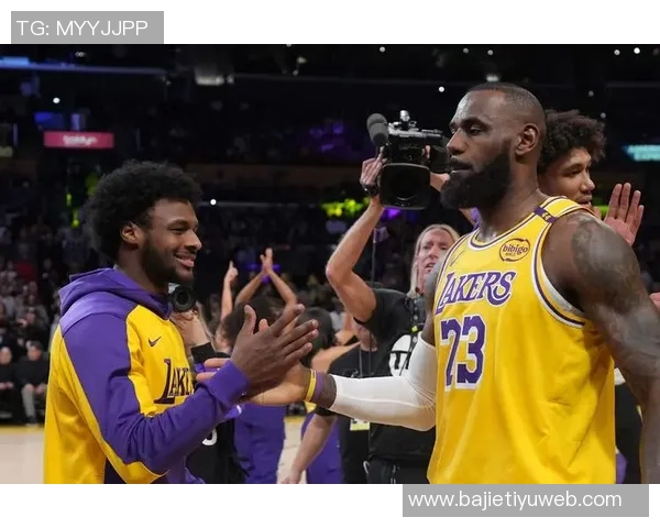 名嘴点评布朗尼实力超越次轮末水平批评利用他打压黑老詹的人应感羞愧